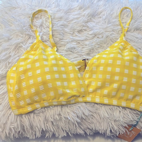 Kona Sol Other - Kona Sol NWT medium fresh yellow & white bikini top. Can fit S/M. Adjustable.